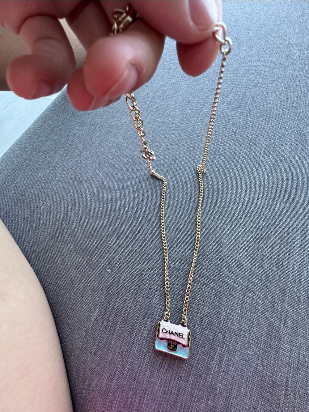 Luxury Gold-Tone Necklace with Iridescent Pastel Purse Pendant